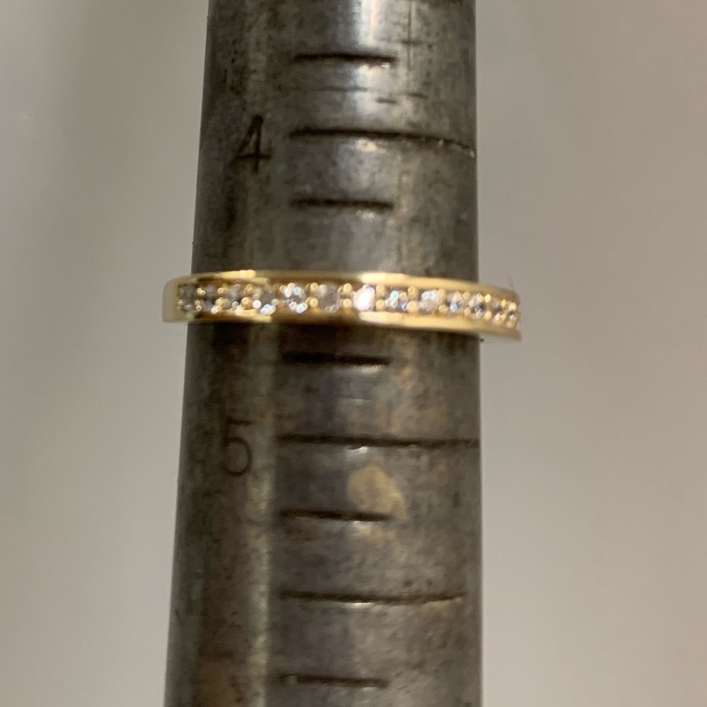 14k Solid white of Yellow gold Wedding Band - Picture 11 of 12